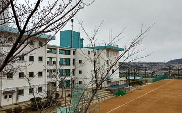 川西市立多田中学校