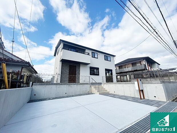 【外観】安心の10年保証！外観を美しく保ち、雨水で汚れを落とします！気になることがありましたら、お気軽にお問い合わせください！