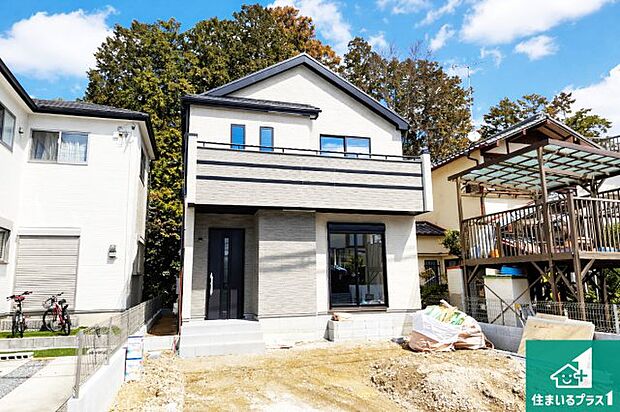 【外観】安心の10年保証!外観を美しく保ち、雨水で汚れを落とします!気になることがありましたら、お気軽にお問い合わせください!