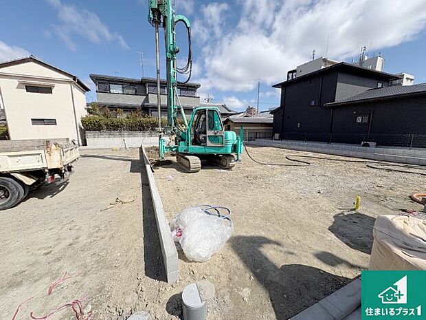 【外観】現在建築中！落ち着いた街並みで新生活を始めることが出来そう！周辺の物件も併せてご紹介させて頂きます！