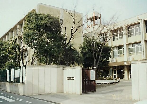 尼崎市立武庫東中学校
