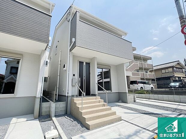 【外観】安心の10年保証！外観を美しく保ち、雨水で汚れを落とします！気になることがありましたら、お気軽にお問い合わせください！