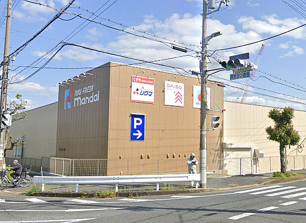 万代香芝西真美店