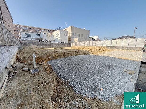 【外観】建築中ですが現地を見ると分かる事もございますので、ぜひ一度現地をご覧ください。