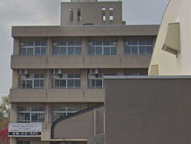 箕面市立第六中学校