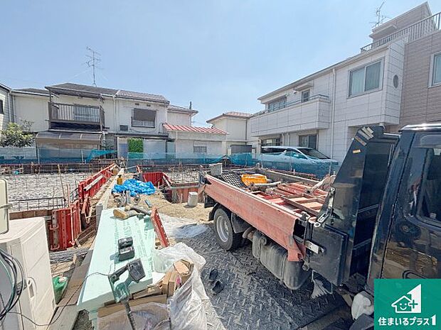 【外観】現在建築中！落ち着いた街並みで新生活を始めることが出来そう！周辺の物件も併せてご紹介させて頂きます！