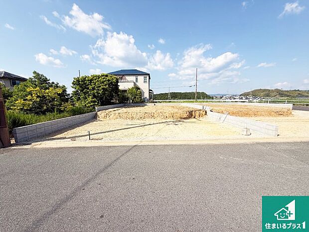 【外観】現在建築中！落ち着いた街並みで新生活を始めることが出来そう！周辺の物件も併せてご紹介させて頂きます！