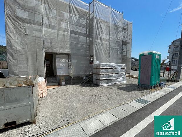 【外観】現在建築中!落ち着いた街並みで新生活を始めることが出来そう!周辺の物件も併せてご紹介させて頂きます!