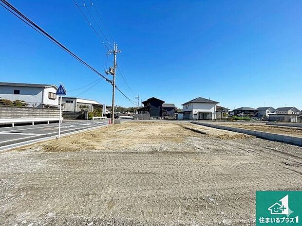 【外観】ご案内の際は現地集合はもちろん、ご自宅の送迎や最寄りの駅迄のお迎え等お気軽にご相談ください。