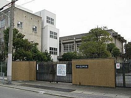 尼崎市立大庄中学校 徒歩650m