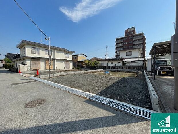 【外観】現在建築中!落ち着いた街並みで新生活を始めることが出来そう!周辺の物件も併せてご紹介させて頂きます!