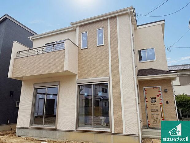 【外観】現在建築中！落ち着いた街並みで新生活を始めることが出来そう！周辺の物件も併せてご紹介させて頂きます！