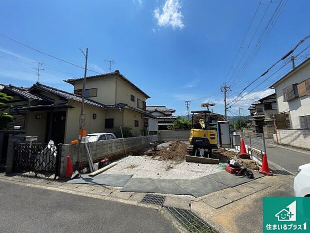 【外観】現在建築中！落ち着いた街並みで新生活を始めることが出来そう！周辺の物件も併せてご紹介させて頂きます！
