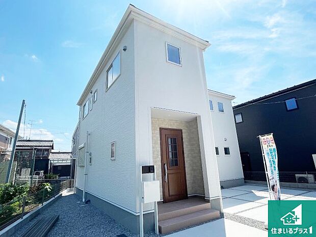 【外観】安心の10年保証！外観を美しく保ち、雨水で汚れを落とします！気になることがありましたら、お気軽にお問い合わせください！