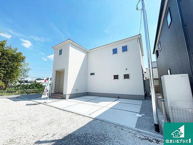 【外観】安心の10年保証！外観を美しく保ち、雨水で汚れを落とします！気になることがありましたら、お気軽にお問い合わせください！