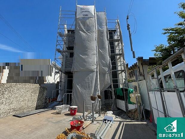 【外観】周辺は落ち着いた街並みの住宅地！子育てがしやすい住環境です！まだ未完成ですが、現地でしかわからない事もございます。是非一度ご覧ください。