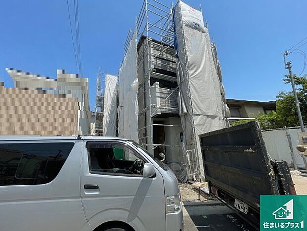 【外観】周辺は落ち着いた街並みの住宅地！子育てがしやすい住環境です！まだ未完成ですが、現地でしかわからない事もございます。是非一度ご覧ください。