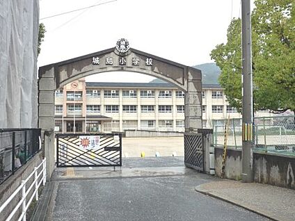 桜井市立城島小学校 徒歩480m