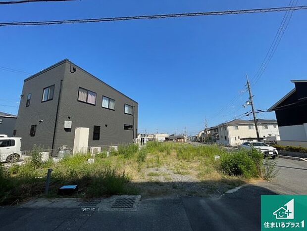 【外観】周辺は落ち着いた街並みの住宅地！子育てがしやすい住環境です！まだ未完成ですが、現地でしかわからない事もございます。是非一度ご覧ください。
