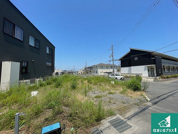 【外観】周辺は落ち着いた街並みの住宅地！子育てがしやすい住環境です！まだ未完成ですが、現地でしかわからない事もございます。是非一度ご覧ください。