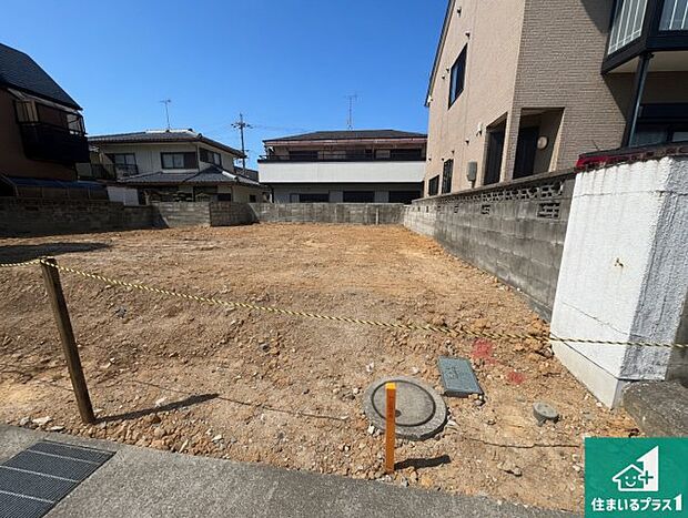 【外観】周辺は落ち着いた街並みの住宅地!子育てがしやすい住環境です!まだ未完成ですが、現地でしかわからない事もございます。是非一度ご覧ください。