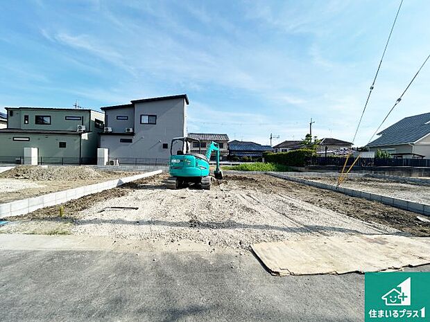 【外観】ご案内の際は現地集合はもちろん、ご自宅の送迎や最寄りの駅迄のお迎え等お気軽にご相談ください。