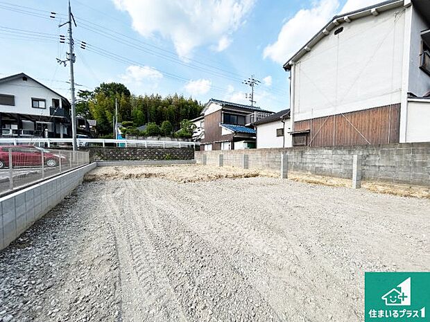 【外観】ご案内の際は現地集合はもちろん、ご自宅の送迎や最寄りの駅迄のお迎え等お気軽にご相談ください。