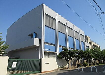 東大阪市立盾津中学校 徒歩1200m