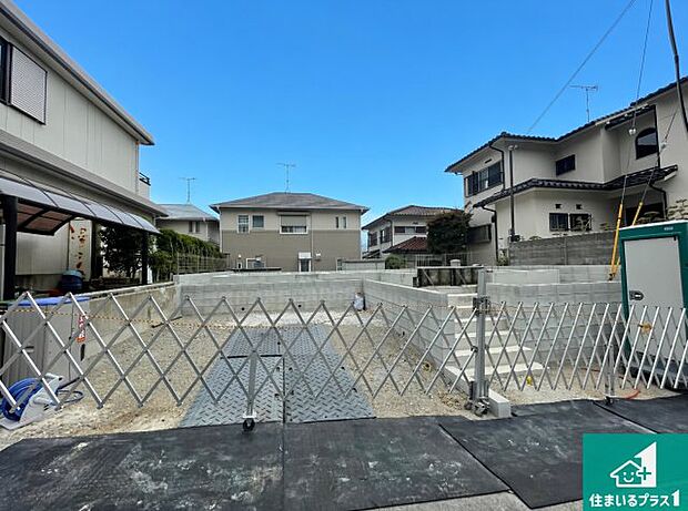 【外観】現在建築中!落ち着いた街並みで新生活を始めることが出来そう!周辺の物件も併せてご紹介させて頂きます!