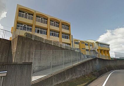 神戸市立小部中学校 徒歩1263m
