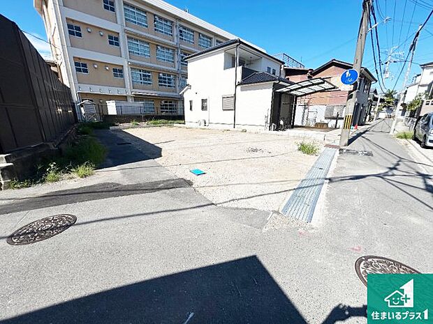 【外観】現在建築中!落ち着いた街並みで新生活を始めることが出来そう!周辺の物件も併せてご紹介させて頂きます!