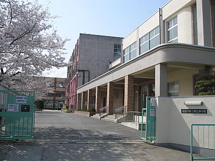 寝屋川市立第七中学校 徒歩2000m