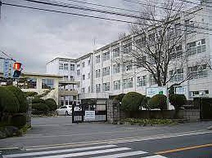 木津川市立木津中学校 徒歩700m