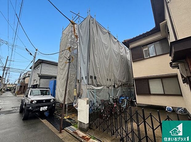 【外観】現在建築中！落ち着いた街並みで新生活を始めることが出来そう！周辺の物件も併せてご紹介させて頂きます！
