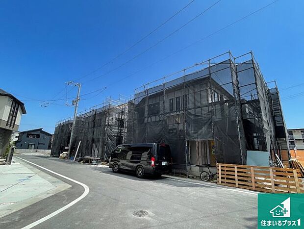 【外観】現在建築中!落ち着いた街並みで新生活を始めることが出来そう!周辺の物件も併せてご紹介させて頂きます!