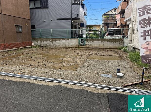【外観】現在建築中！落ち着いた街並みで新生活を始めることが出来そう！周辺の物件も併せてご紹介させて頂きます！