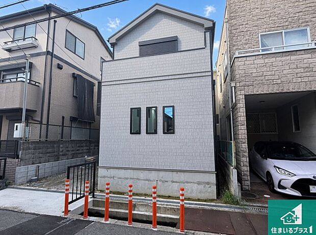 【外観】現在建築中！落ち着いた街並みで新生活を始めることが出来そう！周辺の物件も併せてご紹介させて頂きます！