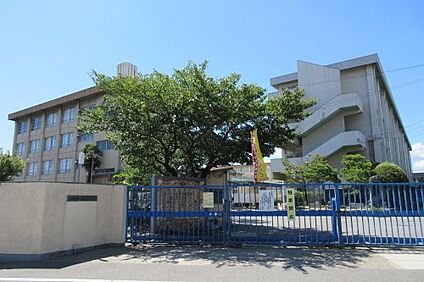 寝屋川市立点野小学校 徒歩1300m