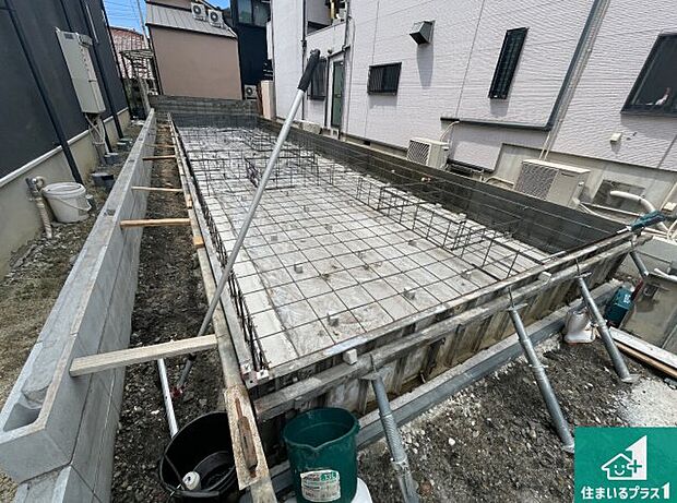 【外観】現在建築中!落ち着いた街並みで新生活を始めることが出来そう!周辺の物件も併せてご紹介させて頂きます!