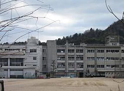 京都市立大原野中学校 徒歩450m