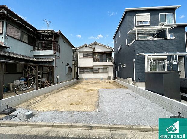 【外観】現在建築中!落ち着いた街並みで新生活を始めることが出来そう!周辺の物件も併せてご紹介させて頂きます!