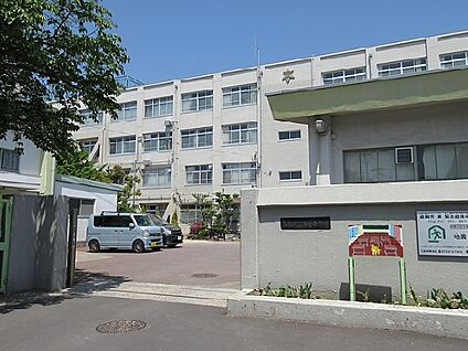 高槻市立第七中学校 徒歩880m