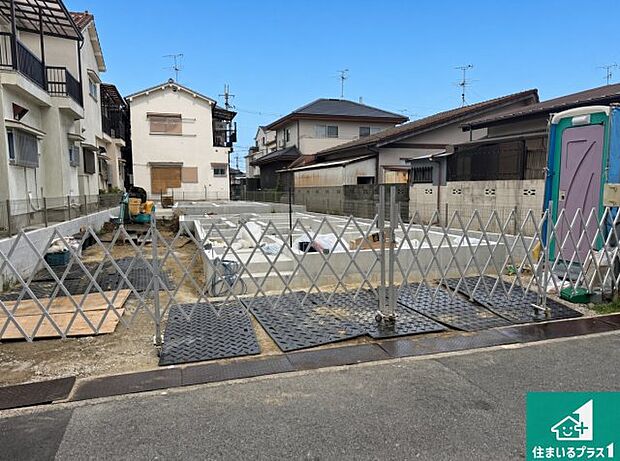 【外観】現在建築中！落ち着いた街並みで新生活を始めることが出来そう！周辺の物件も併せてご紹介させて頂きます！