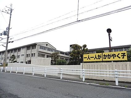 桜井市立桜井西小学校 徒歩807m