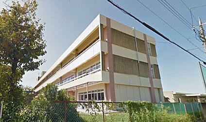 大和郡山市立郡山北小学校 徒歩650m
