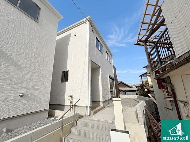 【外観】お客様に長く安心して住んでいだだける事にこだわった家づくり！住んでからのアフターサービスにもしっかりと取り組んでいます！