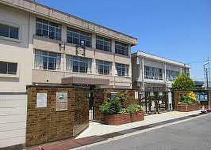岸和田市立城内小学校 徒歩650m
