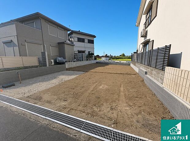 【外観】ご案内の際は現地集合はもちろん、ご自宅の送迎や最寄りの駅迄のお迎え等お気軽にご相談ください。