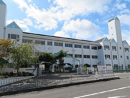 高槻市立阿武山小学校 徒歩630m