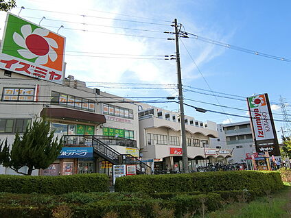 イズミヤ交野店 徒歩1168m